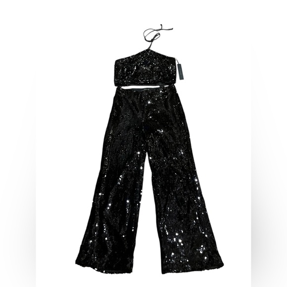 House of Harlow 1960 Pants - House of Harlow 1960 2 pc Sequined Halter top and matching pants